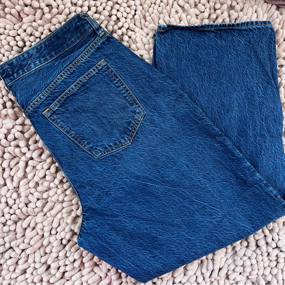 Abercrombie & Fitch The Loose High Rise Jean